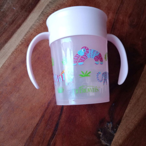 Training cup like new