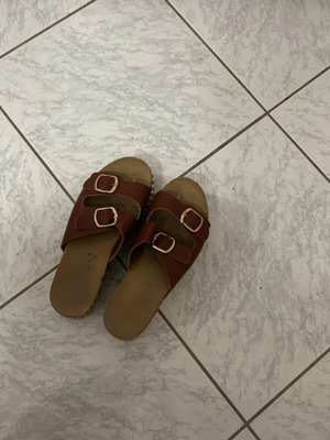 Summer slippers used, size 37, brown