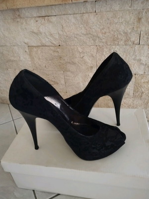 Lace high heels used, size 38, black with front opening