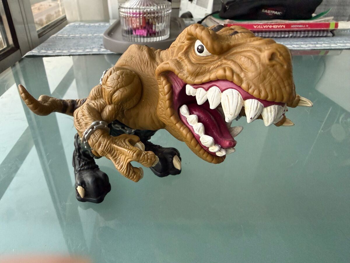 Extreme Dinosaurs T-Bone action figure… - € 23,00 - Vendora.cy