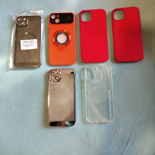 iPhone 14 Plus cases like new
