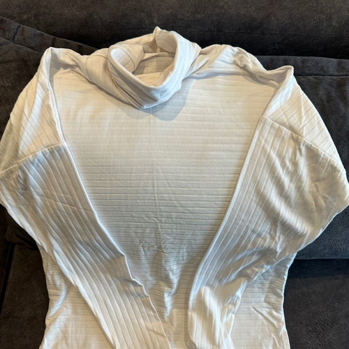 Blouses in very good condition, all clothes together