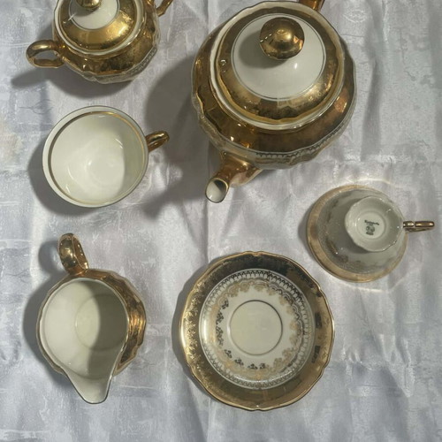 Lorenz Hutschenreuther Selb Bavaria porcelain tea set, new, 15 pieces