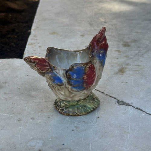 Vintage ceramic decorative hen used, colorful, collectible 9x10.2 cm