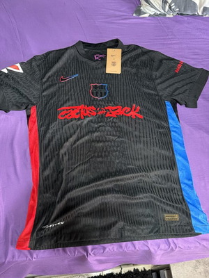 Nike x Barcelona Jersey new, XL