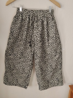Zip Culottes leopard print size S/M like new