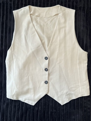 Striped vest and pants set like new, white and beige