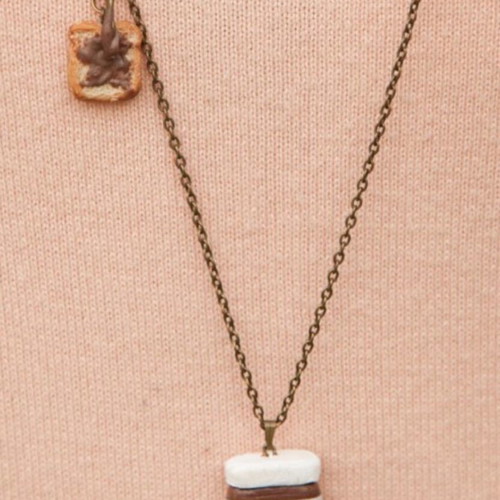 Nutella pendant necklace like new
