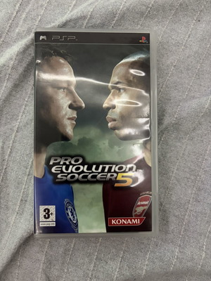 PES Soccer 5 PSP game like new