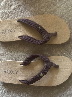 Σαγιονάρες Roxy σαν καινούργιο, καφέ, νούμερο 38