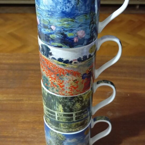 Set of 4 fine china Claude Monet mugs, new
