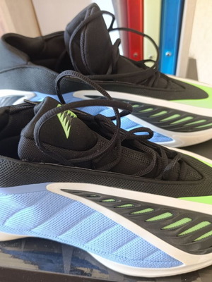 Adidas Anthony Edwards 2 αθλητικά παπούτσια σαν καινούργια, μέγεθος 49