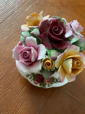 Διακοσμητικό Royal Albert Old Country Roses με μικρές ατέλειες