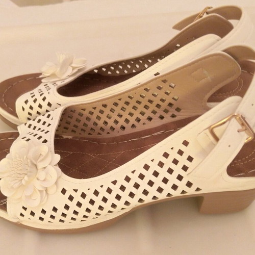 Women's white sandals size 41 new, anatomical and lightweight