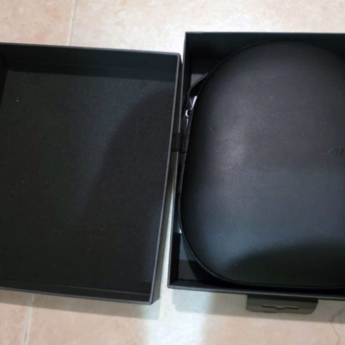 Bose NC 700 Wireless Bluetooth Active Noise Cancelling Over Ear Headphones new