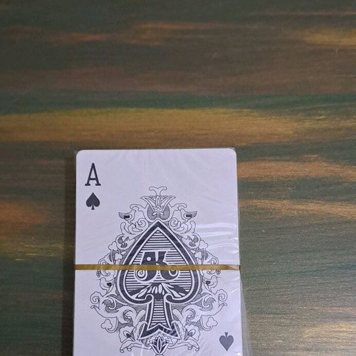 Playing cards like new