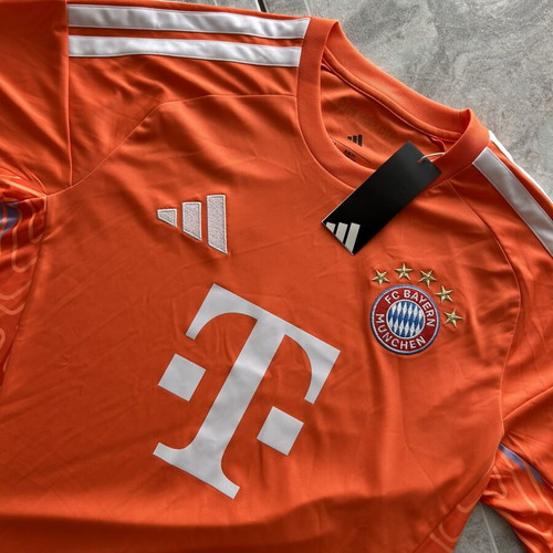 Bayern Munich Football Jersey new with tags