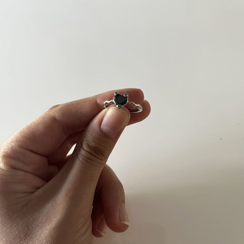 Ring with black heart stone, silver-tone, adjustable