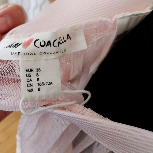 H&M Loves Coachella pleated mesh skirt in soft pink, like new, size 38/M