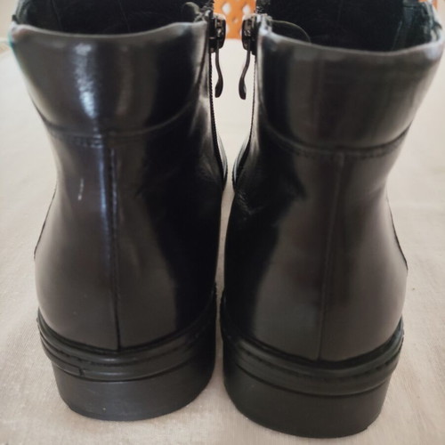 Box Shoes Mens Black Leather Chelsea Boots Size 43 Like New