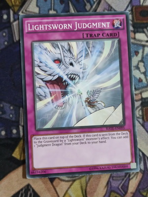 Lightsworn Judgment Trap κάρτα σαν καινούργιο