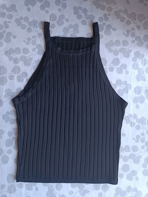 Zara Black Ribbed Crop Top like new, size S