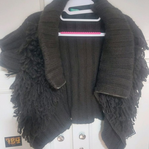 Benetton women's sleeveless cardigan brown like new