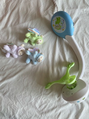 Fisher Price κινητό κούνιας με αποσπώμενο προβολέα και λούτρινα