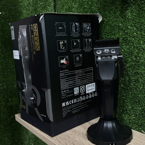 JRL Onyx FF2020C-B hair clipper like new, black