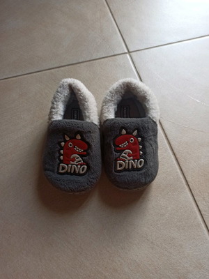 Jomix Shoes children's slippers used, size 26, gray