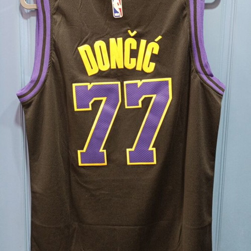 NBA Lakers 77 Doncic Nike jersey new, authentic