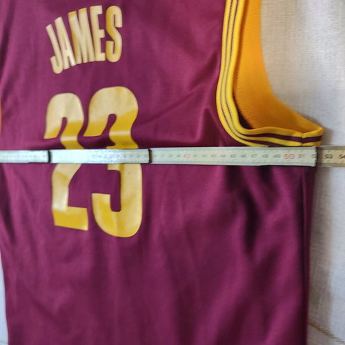 LeBron James #23 Cleveland Cavaliers Adidas NBA Swingman Jersey like new