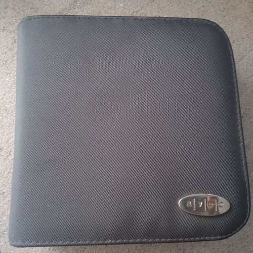 Avec CD/DVD case with 36 slots