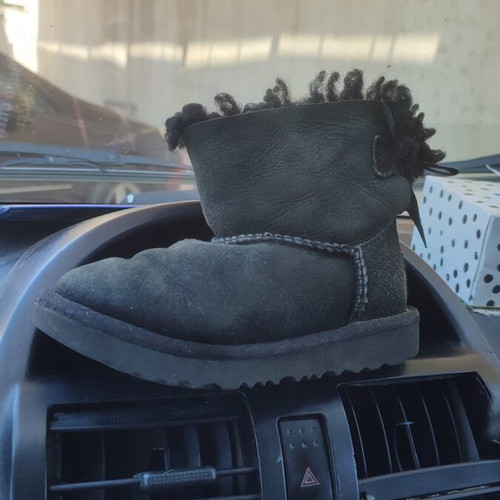 Ugg Australia kids boots size 26 used, black
