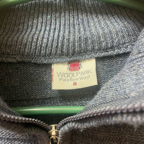 Men's woolen sweater size M like new