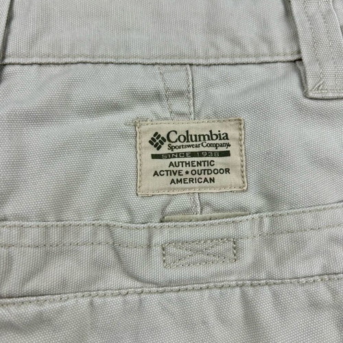 Columbia women's chino shorts used, size 16 EU46 XL XXL, beige