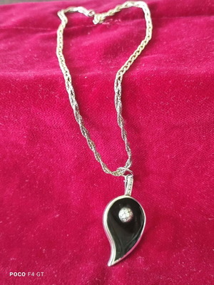Silver 925 necklace with yin-yang teardrop pendant