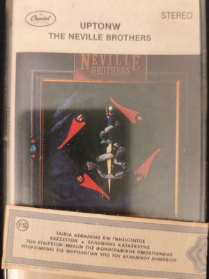 Neville Brothers Uptonw касетна лента употребявана