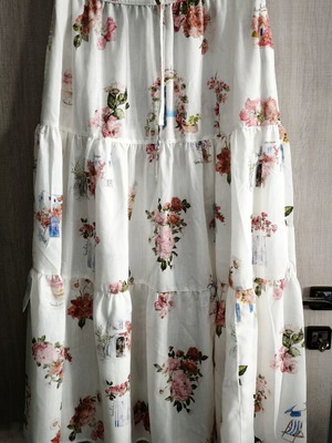 Vassia Kostara maxi skirt new, size large, white and red