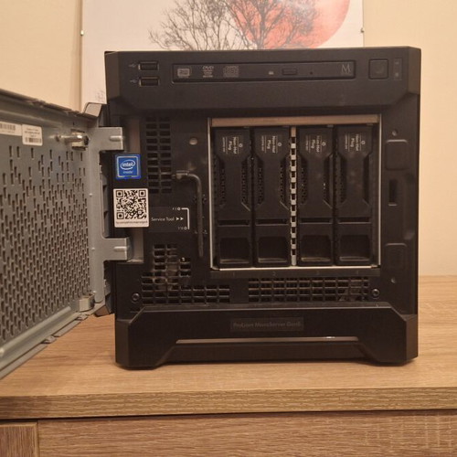 HP Proliant Micro Server Gen8 used, 8-core Xeon CPU, 16GB RAM, 2x1TB HDD