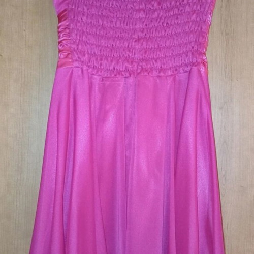 Chiffon satin dress like new with matching pink scarf, size S