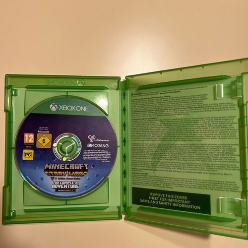 Minecraft Story Mode The Complete Adventure Xbox One like new