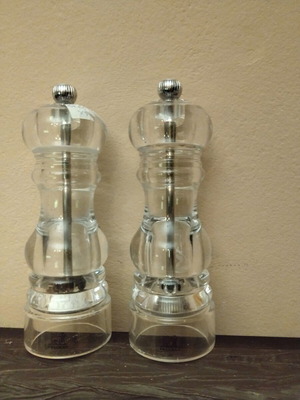 Peugeot decorative mills set of 2 used, not working