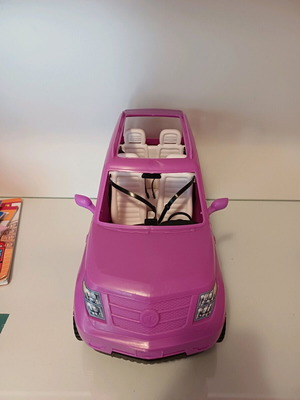 Barbie Jeep like new