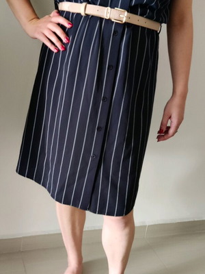 Attrattivo semizie dress used with white vertical stripe, short sleeve