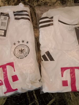 Deutscher Fussbal-Bund jerseys new, size XL, pack of 2