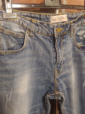 Pink Woman faded jeans with rips, size 40, elastic