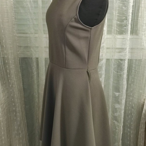 Vintage Sleeveless Mini Dress fit & flare like new, grey/beige