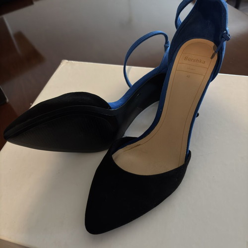 Bershka Two-Tone Pumps Size 40 Like New, Blue and Black with Ankle Strap