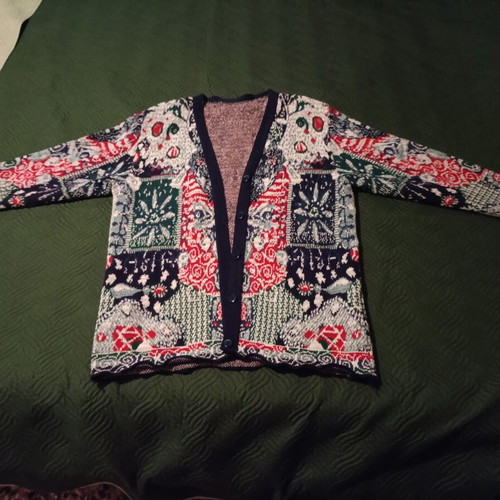 Knitted cardigan like new, multicolor, with buttons